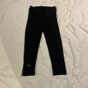 Black Champion Capri Leggings